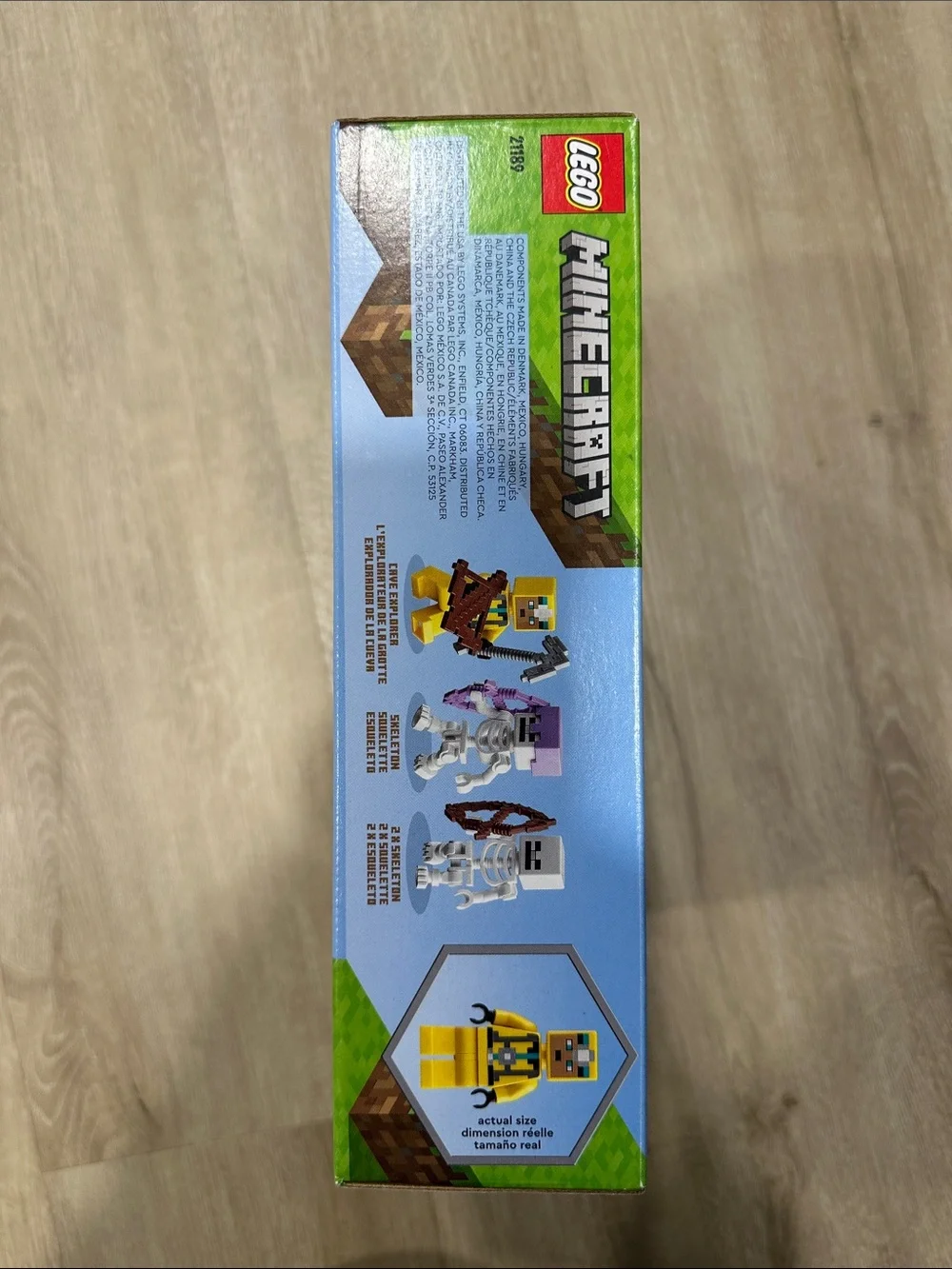 LEGO Minecraft Skeleton Dungeon Set - Green, Gray, Brown
